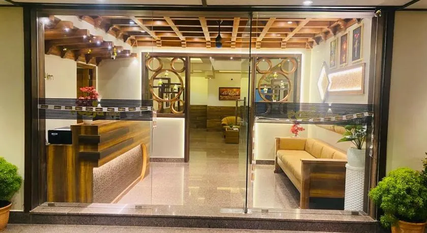 POOJA inn - Image 1