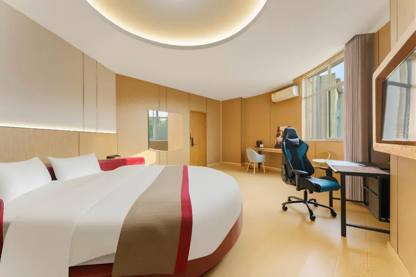 Thank U Hotel (Government Office Branch) - Image 1