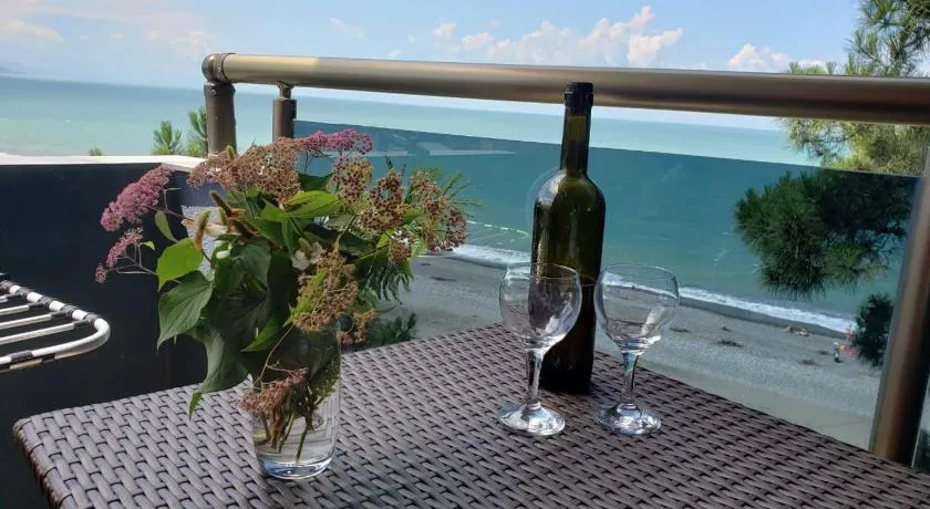 MIDIA Guest House - Image 1
