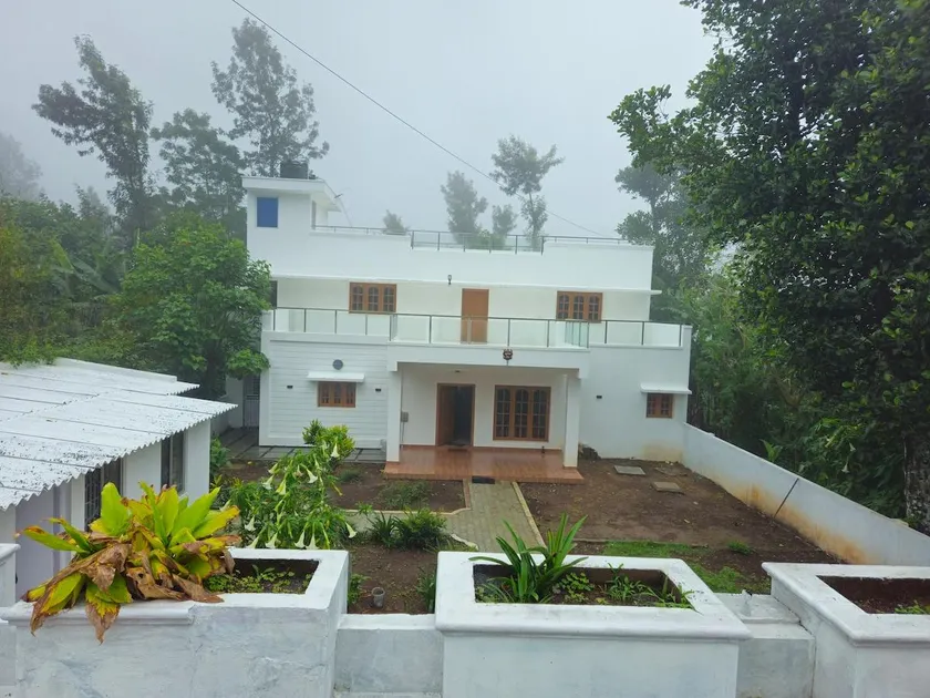 GPJ Hill Stay - Yercaud - Image 1