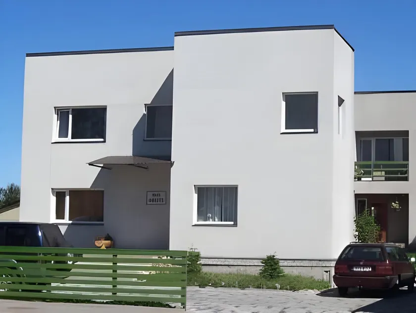 Anette House - Image 1