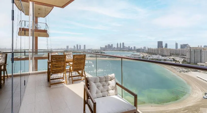 Full Sea View - 2BR w maid's room in Tiara Residence, Palm Jumeirah - Allsopp & Allsopp - Image 1