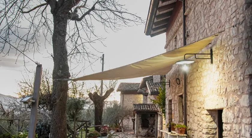 Il giardino dei mandorli Agriturismo - Image 1
