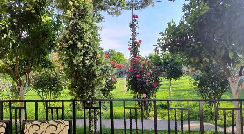 Margjelo Stay - Twin Houses in the Garden - Image 1