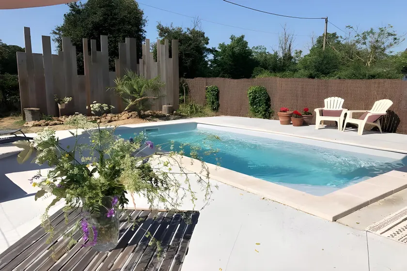 Familjeparadis på landet för 8 personer med pool - Image 1