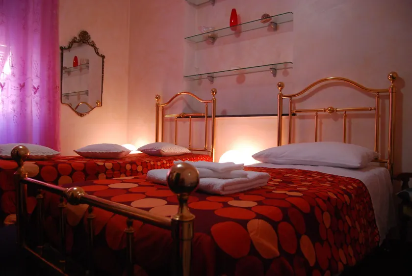 Casa MaMa Guesthouse - Image 1