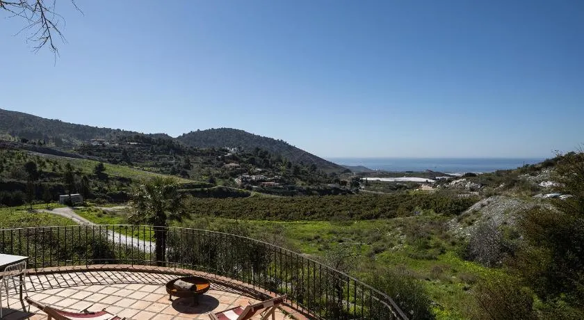 La Garnatilla - Casa La Parra Encanto Andaluz y Vistas al Mar - Image 1