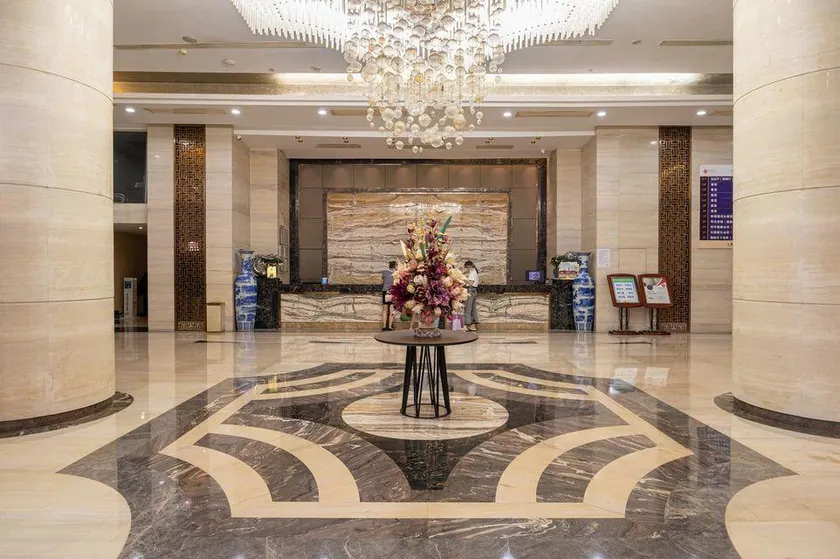 Ningxiang Huatian Holiday Hotel (Dongcheng Bus Station) - Image 1