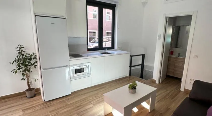 Apartamentos Bravo Murillo - Image 1