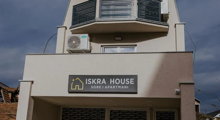 Iskra House - Sobe i Apartmani - Image 1