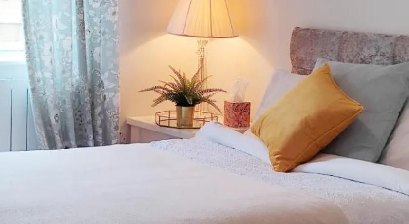 Butterfly Guesthouse - Entire Home within 5km of Galway City - Image 1