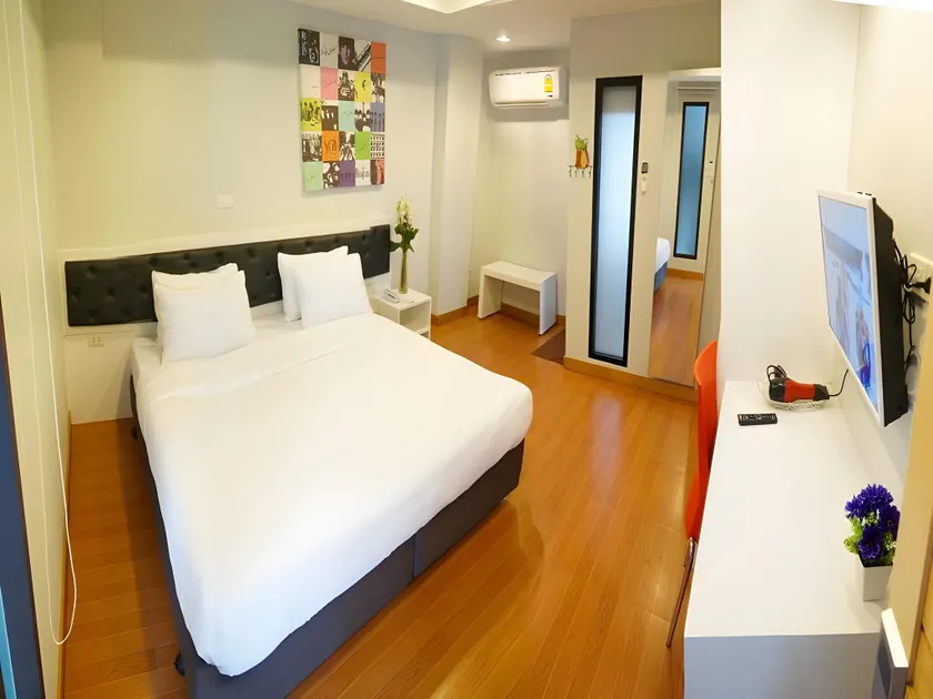 Ma Non Nont Hotel & Apartment - Image 1