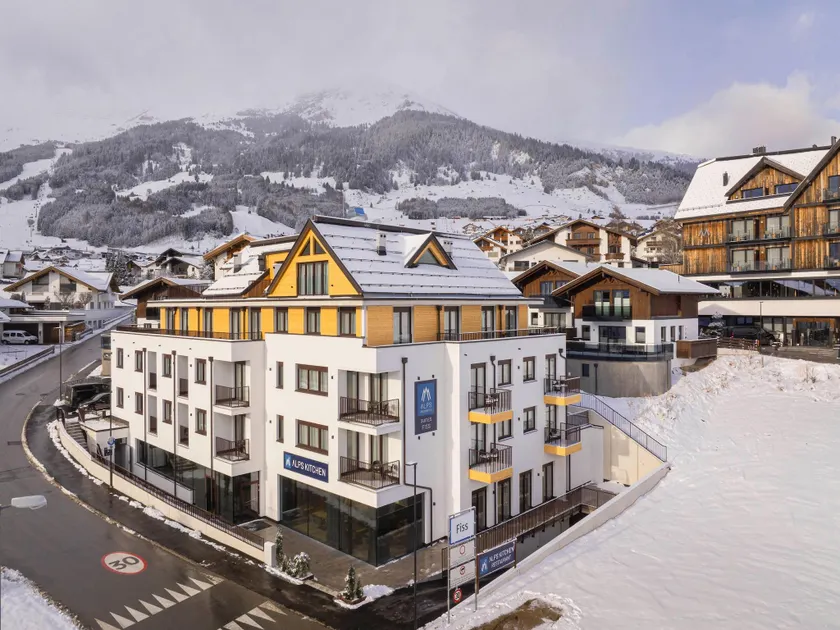 Elegant apartment near the ski area - Image 1