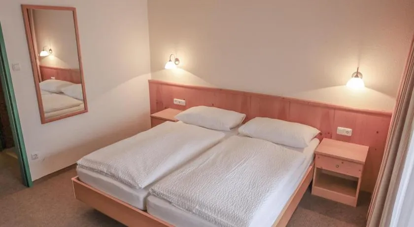 Gasthof Pension Pichlernwirt - Image 1