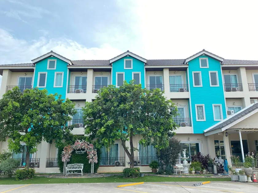 Green Apple Villa - Image 1