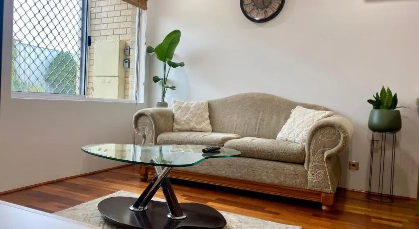 Cozy Balcatta Home - Image 1