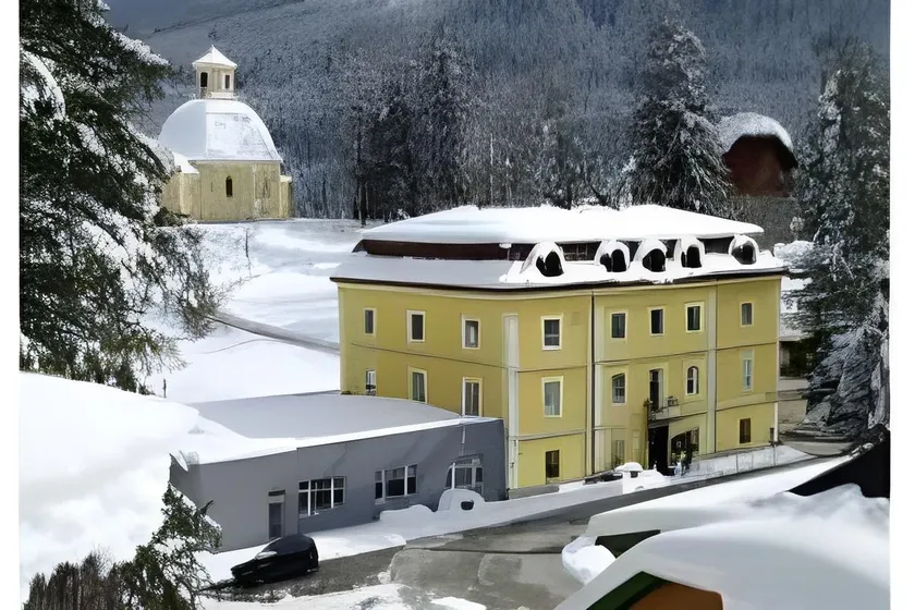 Hotel Rader - Image 1