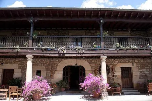 Casa Velarde - Image 1