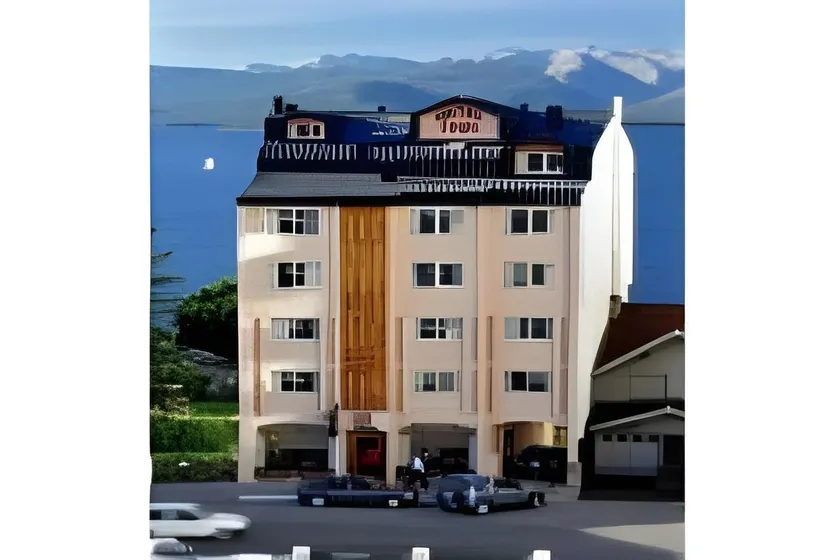 Hotel Tirol - Image 1