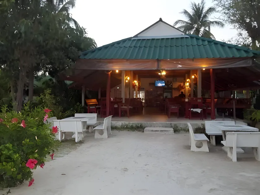 Phangan Villa Bungalows - Image 1
