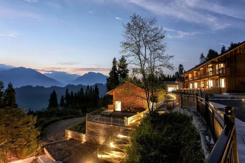 Heart of the Mountains · Mount Fanjing Homestay - Image 1