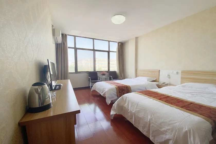 100 Inn Liangpin Hotel (Handan Yongnian District No. 1 High School) - Image 1