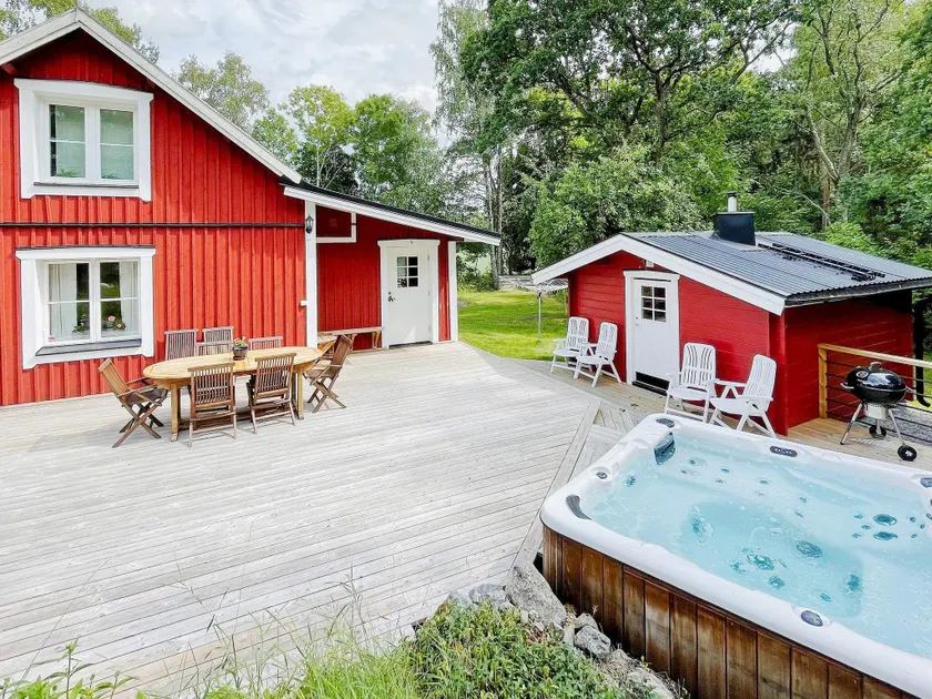 star holiday home in BRO - Image 1