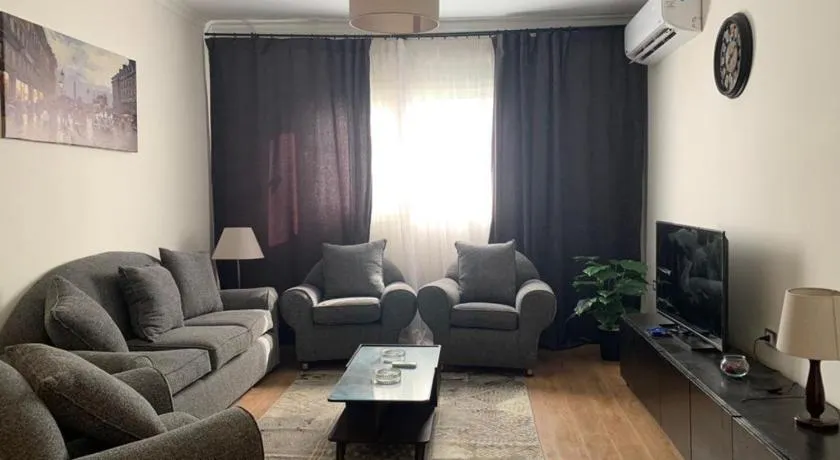 شقة فندقية بشارع جامعة الدول العربية - Image 1