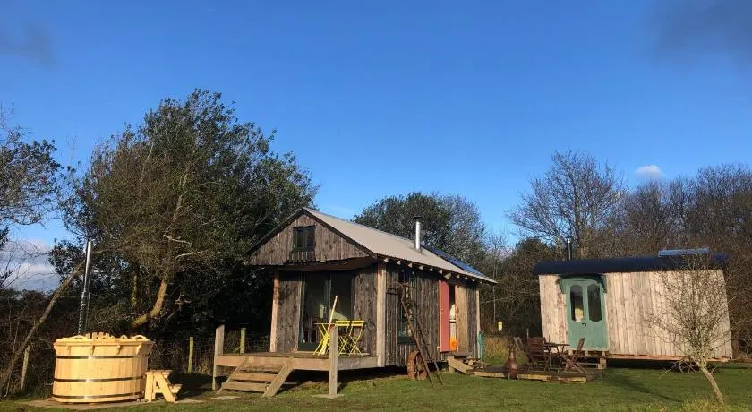 Sky View Shepherd's Huts with Woodburning Hot Tub - Image 1