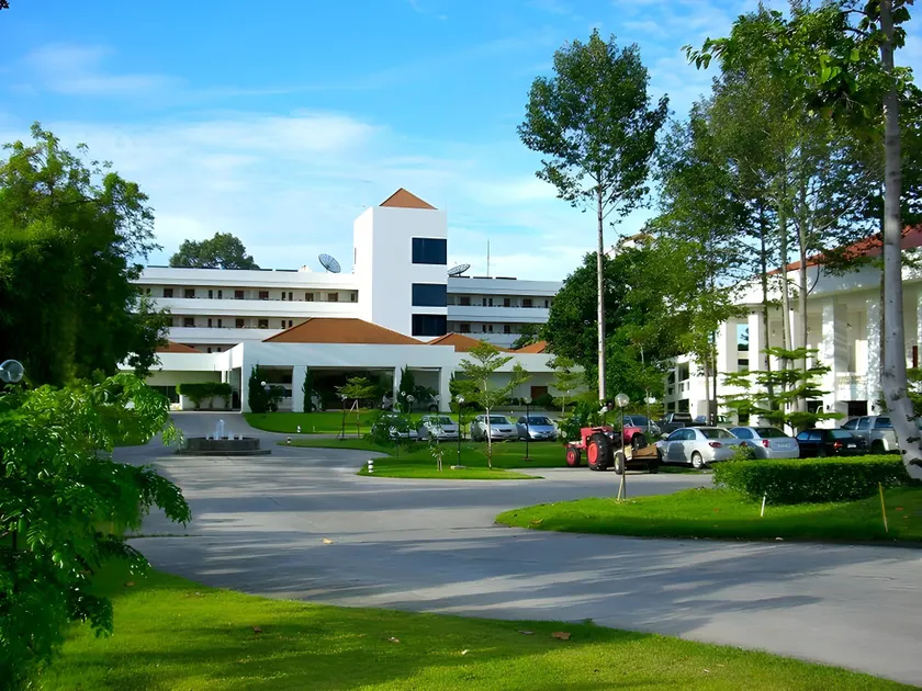 Purimas Beach Hotel & Spa - Image 1