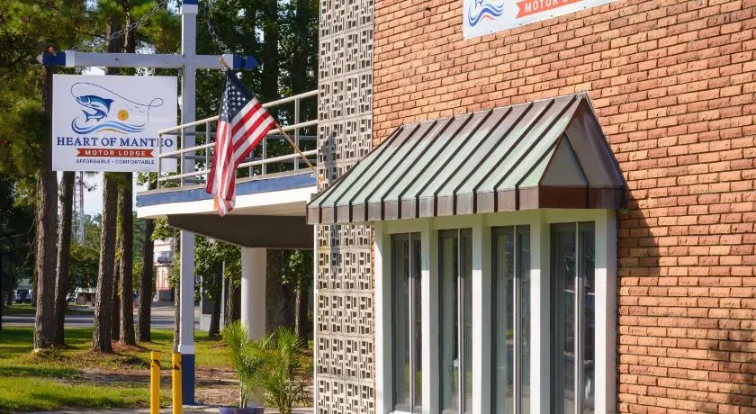 Heart of Manteo - Image 1