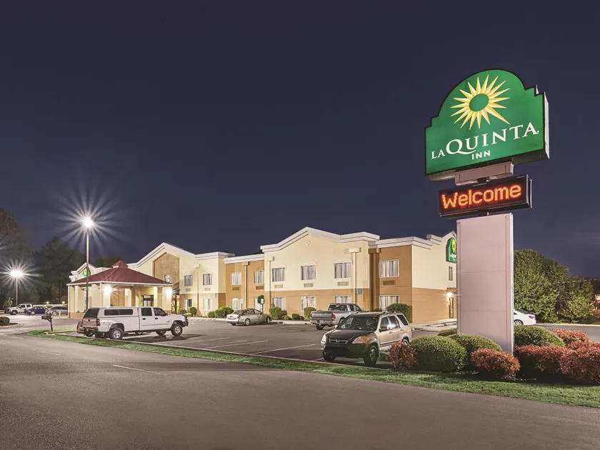 MainStay Suites Decatur River City - Image 1