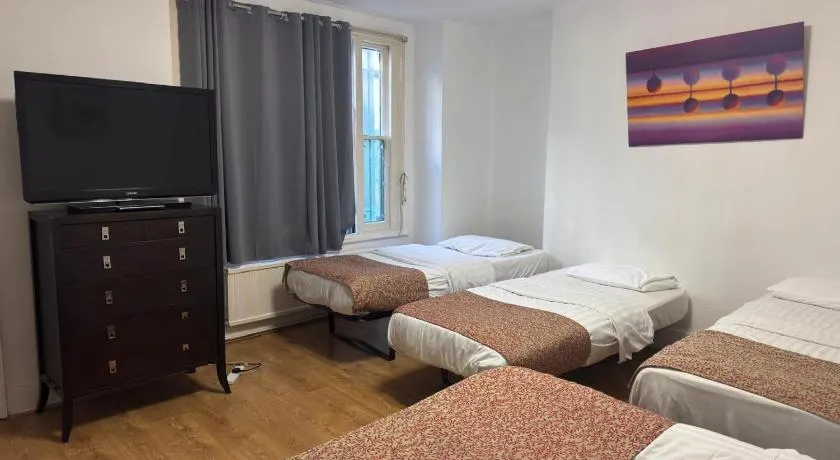 Collingham ApartHotel - Image 1