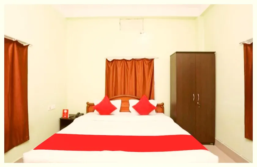 Goroomgo Somnath Rest House Puri - Near Sea Beach - Image 1