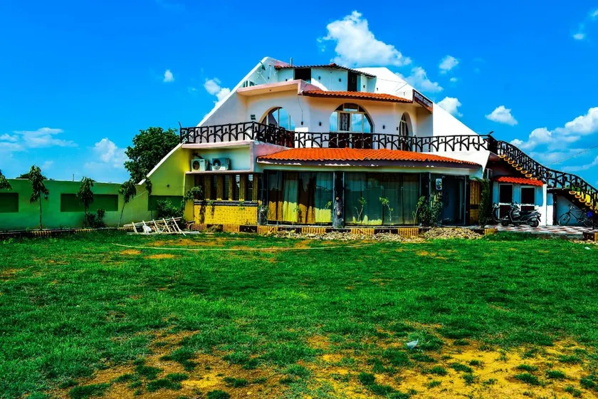 Riyasat cottage orchha - Image 1