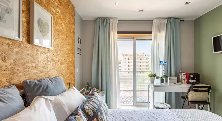 SunHouse Room - Image 1