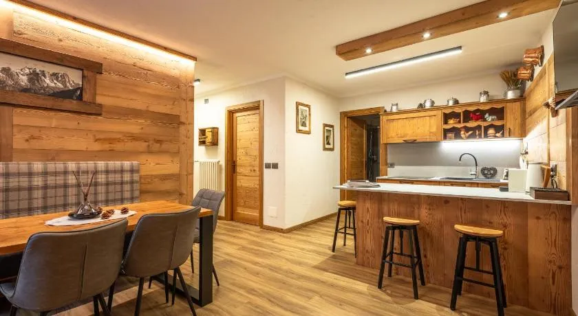 Maison Pennard - Cable Car Lodge - Image 1