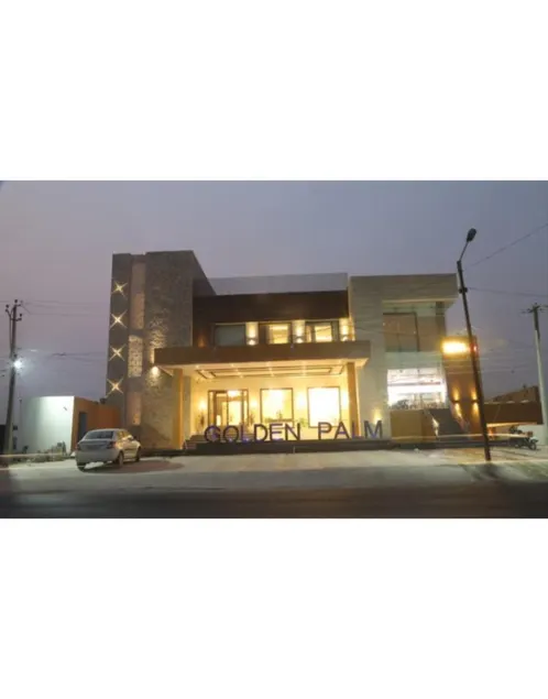 Hotel Golden Palm - Image 1