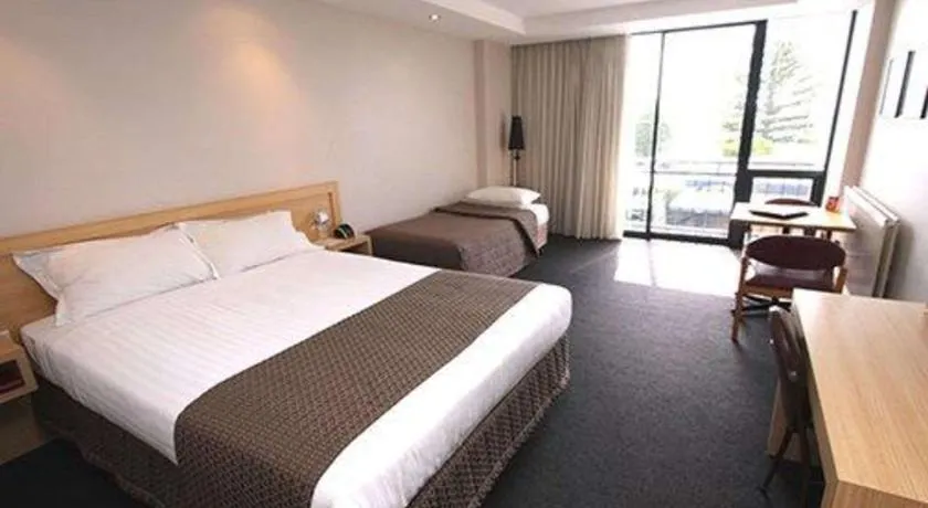 Richmond Henty Hotel - Image 1