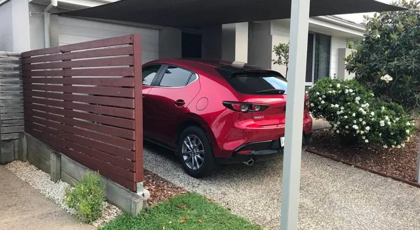 Entire house near North Lakes, Brisbane, Australia - Image 1