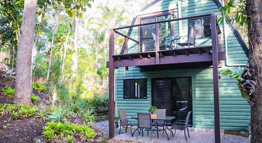 GREEN TREES CHALET Australia Zoo close by - Image 1