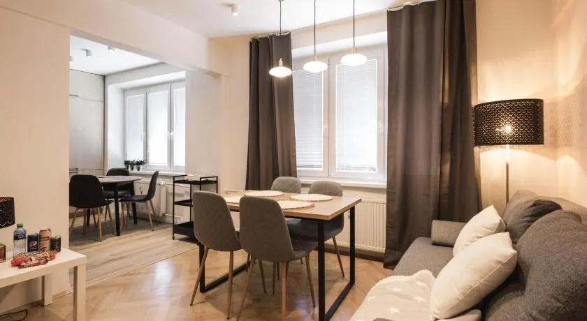 FLEXIHOME SK - Tolsteho - Free Parking on the street - 2 bedrooms - Image 1