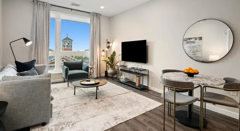 Luxury Furnished Apartments by Hyatus Downtown at Yale - Image 1
