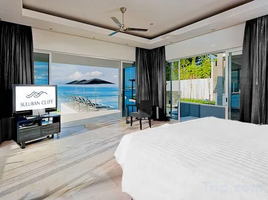 Suluban Cliff Bali Villa - Image 1