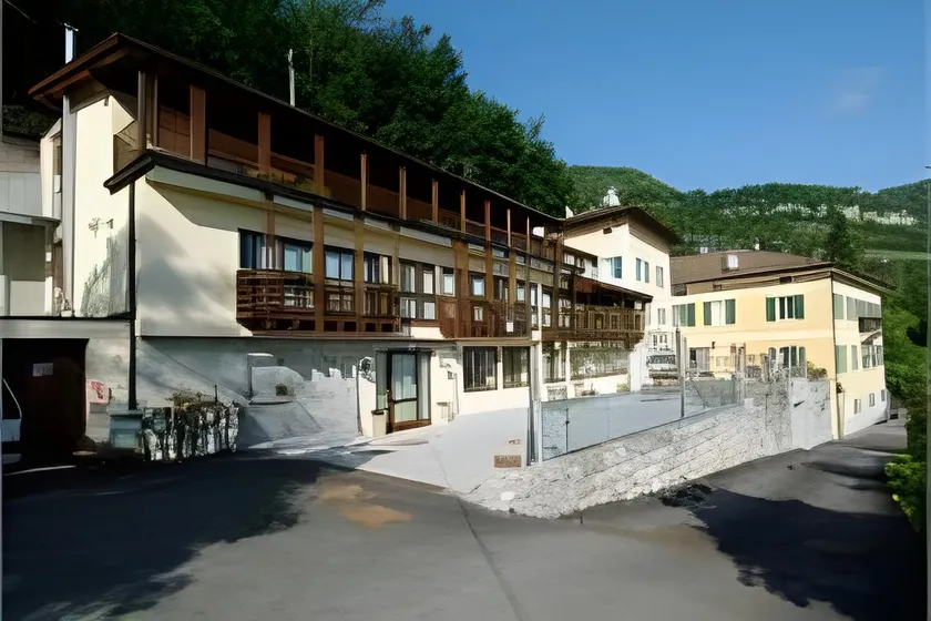 Hotel al Dòs - Breakfast & Private SPA - Image 1