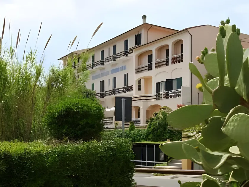 Hotel Villa Ombrosa - Image 1