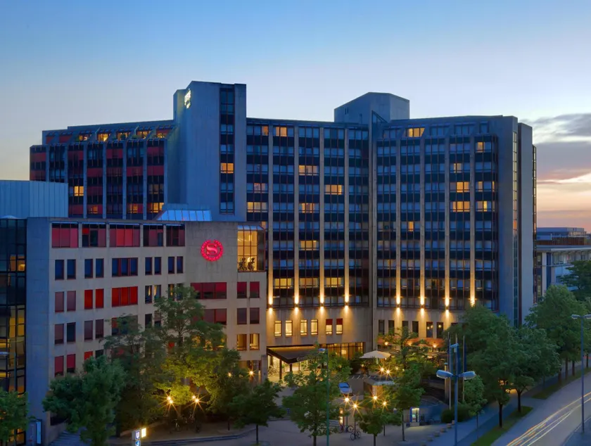 Sheraton Munich Westpark Hotel - Image 1