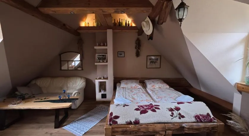 Chata z Klimatem, noclegi Karkonosze, Apartamenty - Image 1