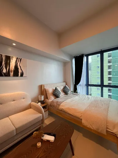Walk to IT Park | Fast Wi-Fi | Cozy Studio for 2 - Image 1
