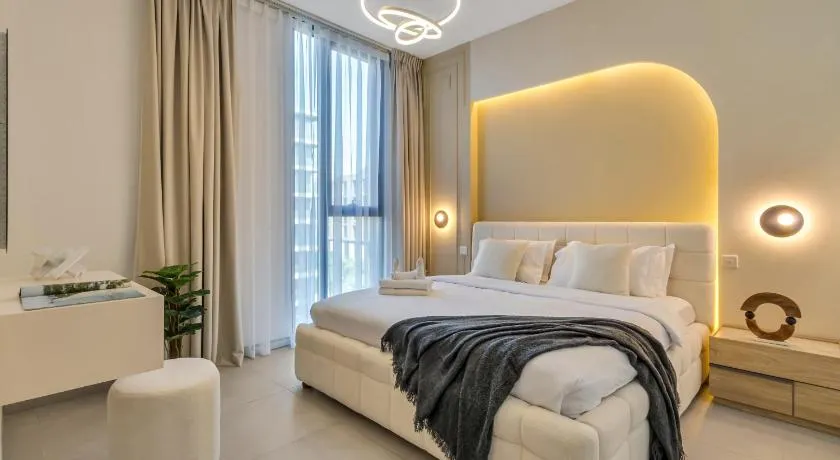 1 Bedroom in Aljada City Center l Balcony & Pool - LemonHomes - Image 1